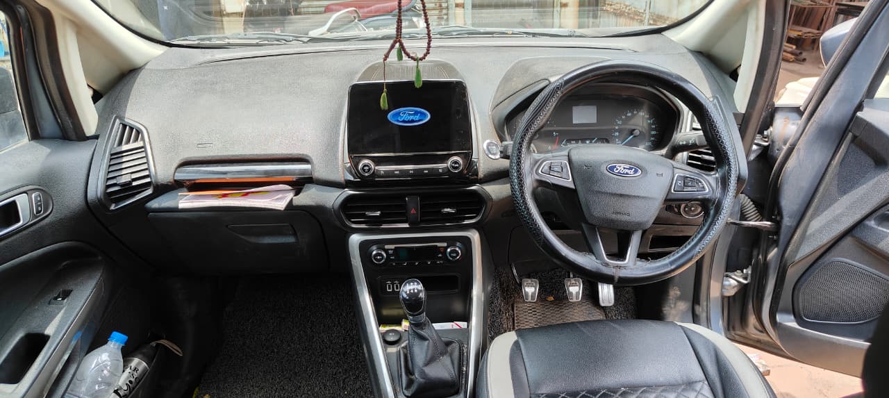 Ford EcoSport [2015-2017] Titanium 1.5L Ti-VCT Black Edition