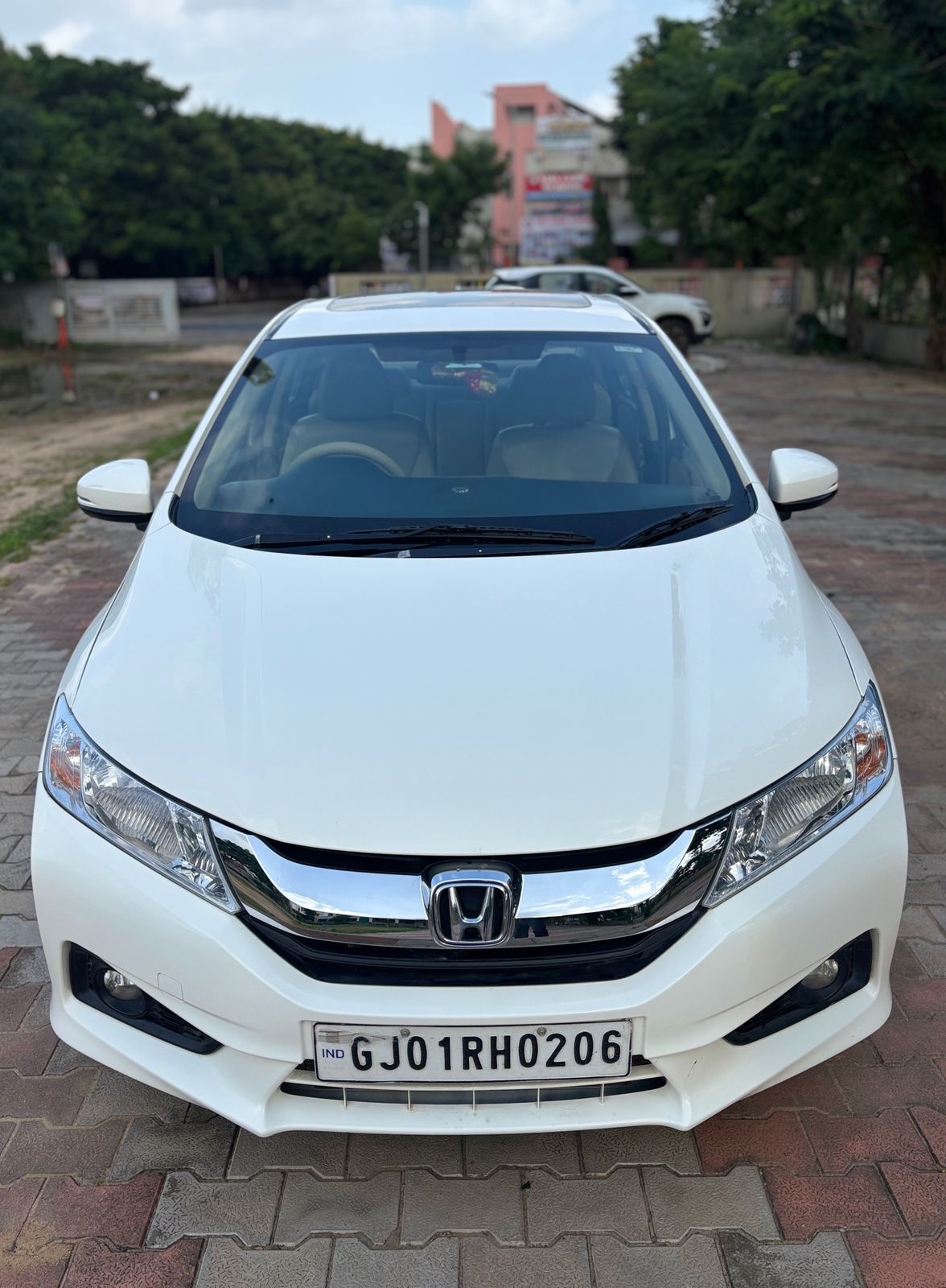 Honda City 1.5 V MT