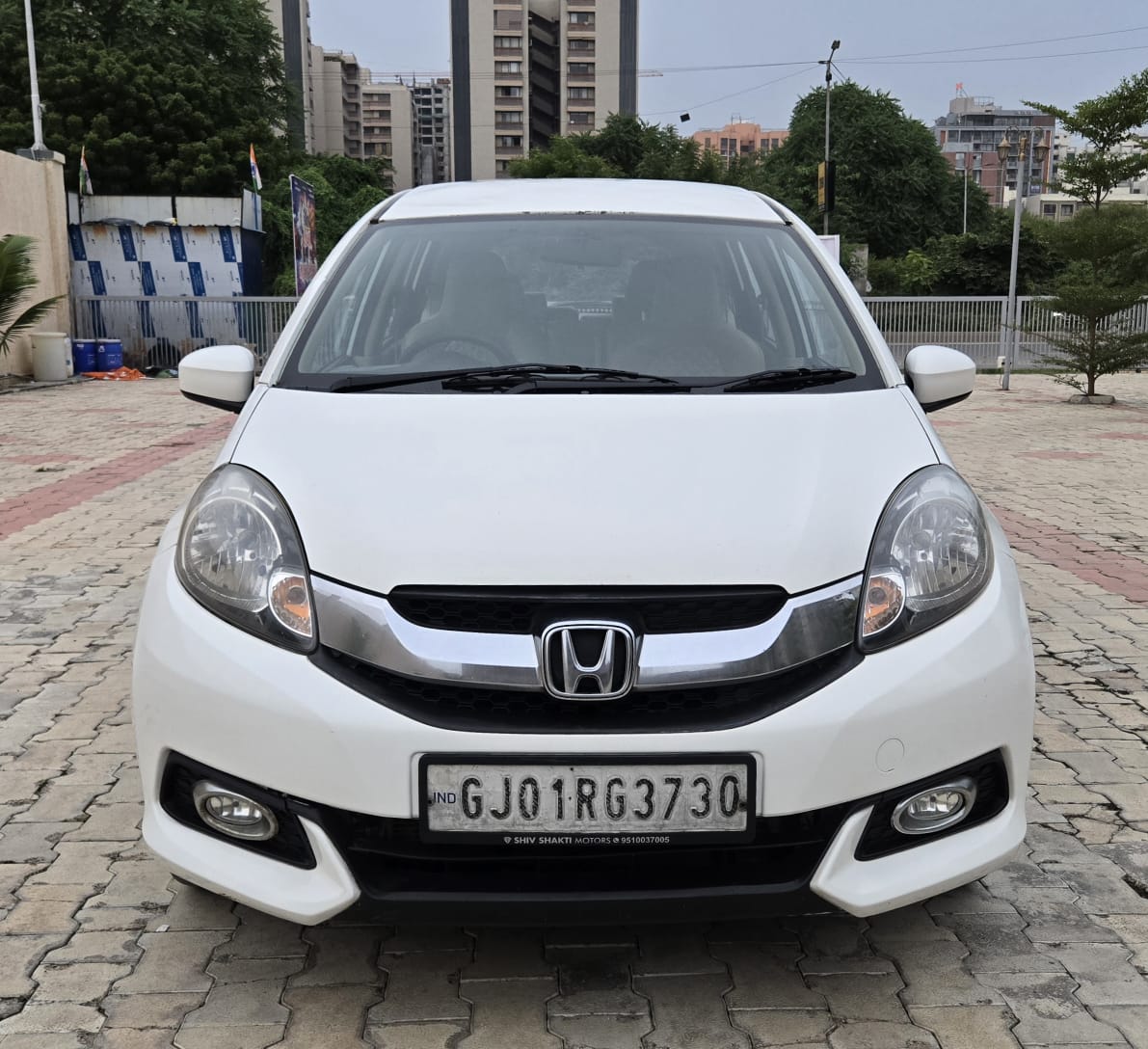 Honda Mobilio V (O) Diesel 201...