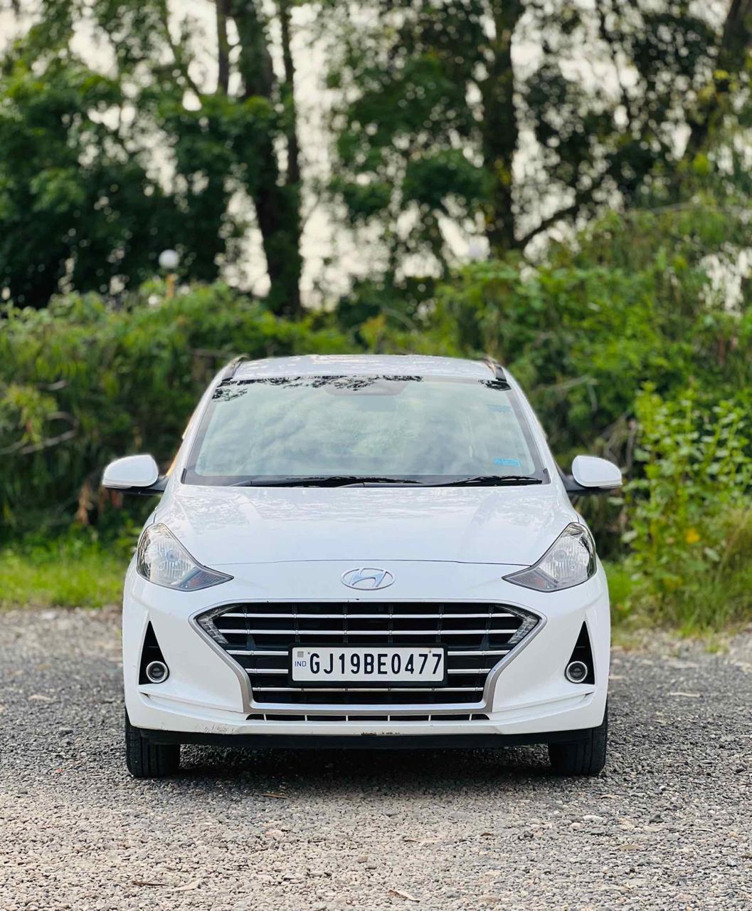 Hyundai Grand i10 sportz 0 1 2 CRDI
