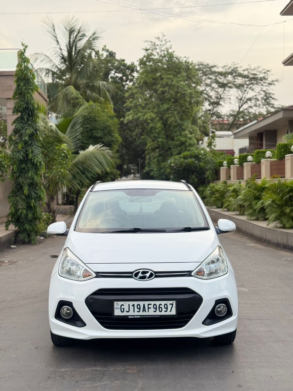 Hyundai Grand i10 SPORTZ 1.2