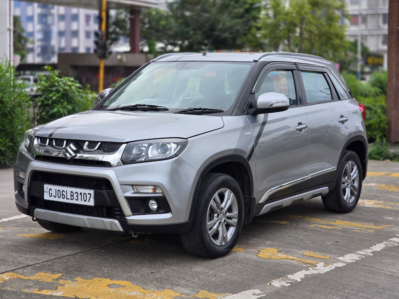 Maruti Suzuki BREZZA ZDI PLUS AMT