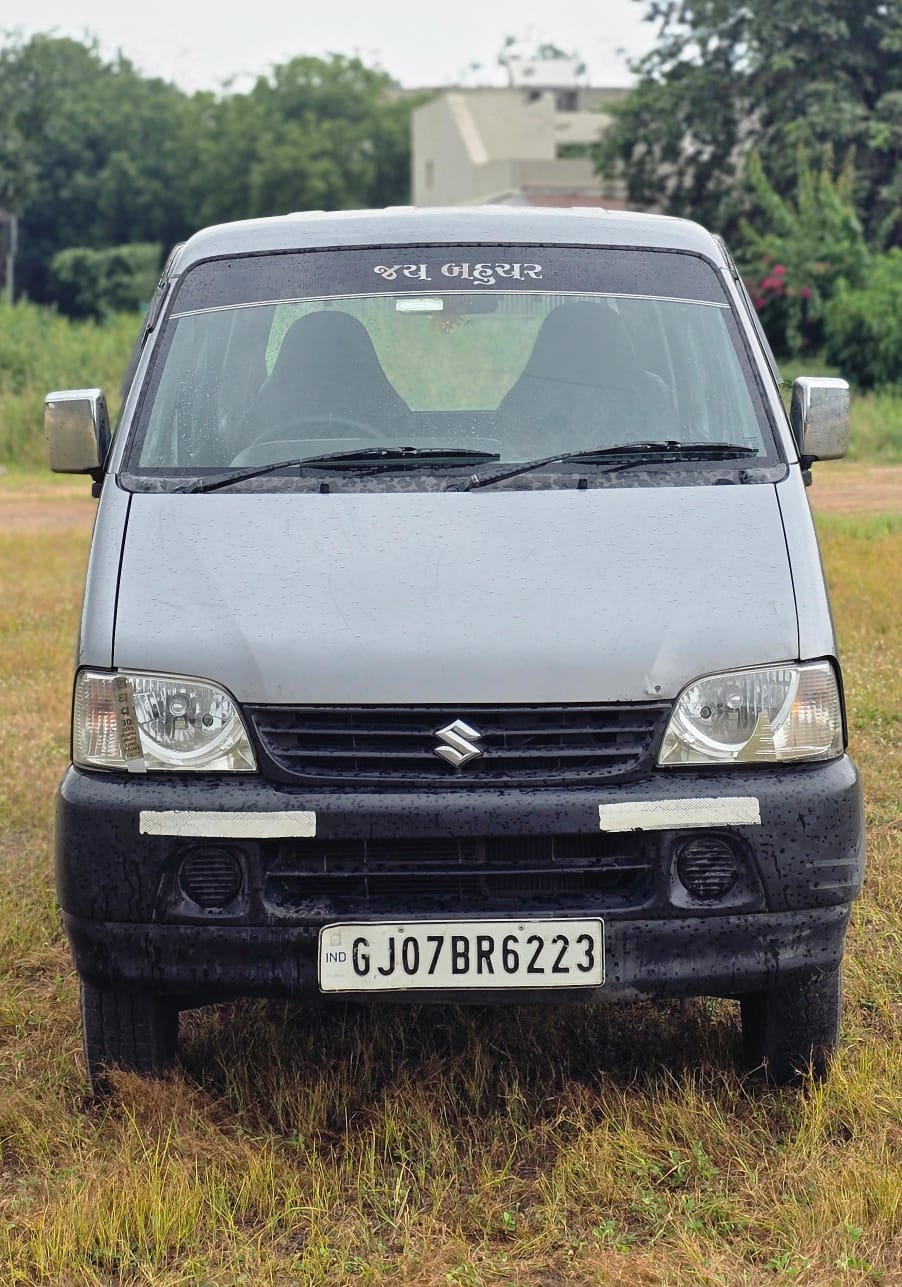 Maruti Suzuki Eeco 5 STR