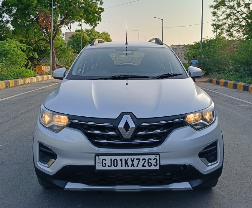 Renault Triber RXZ 2019