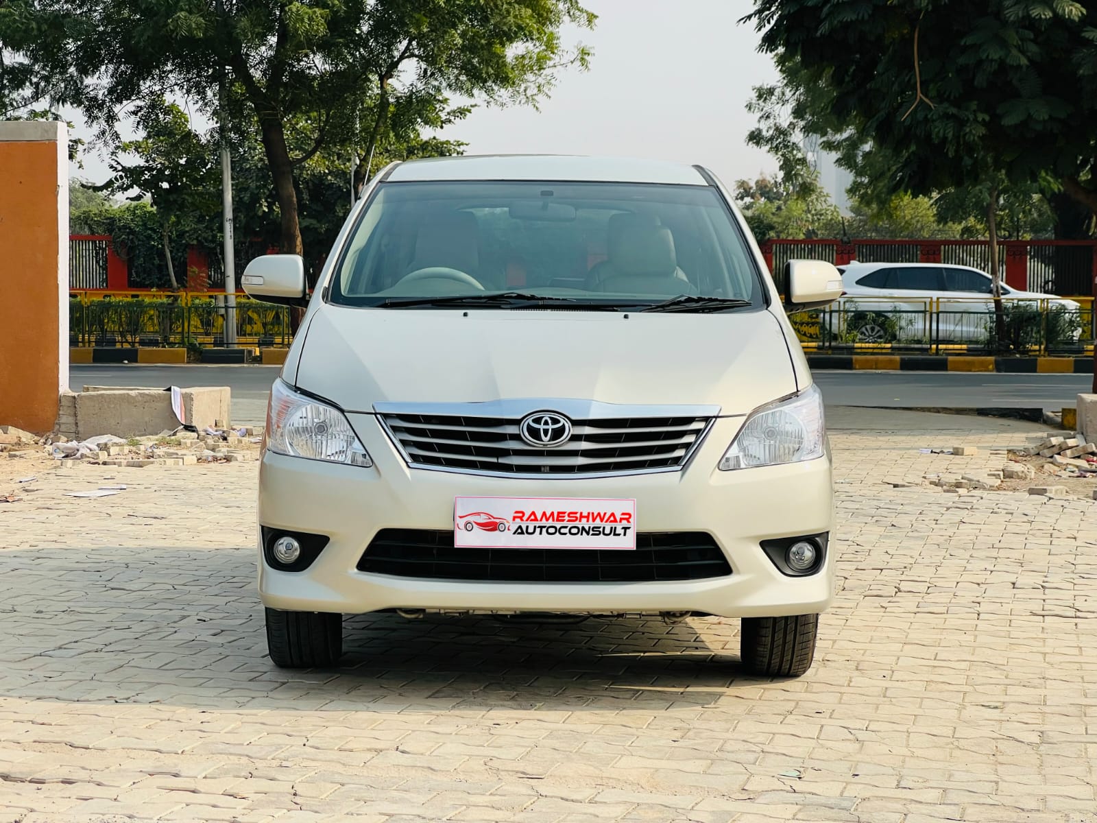Toyota INNOVA 2.5 vx 7