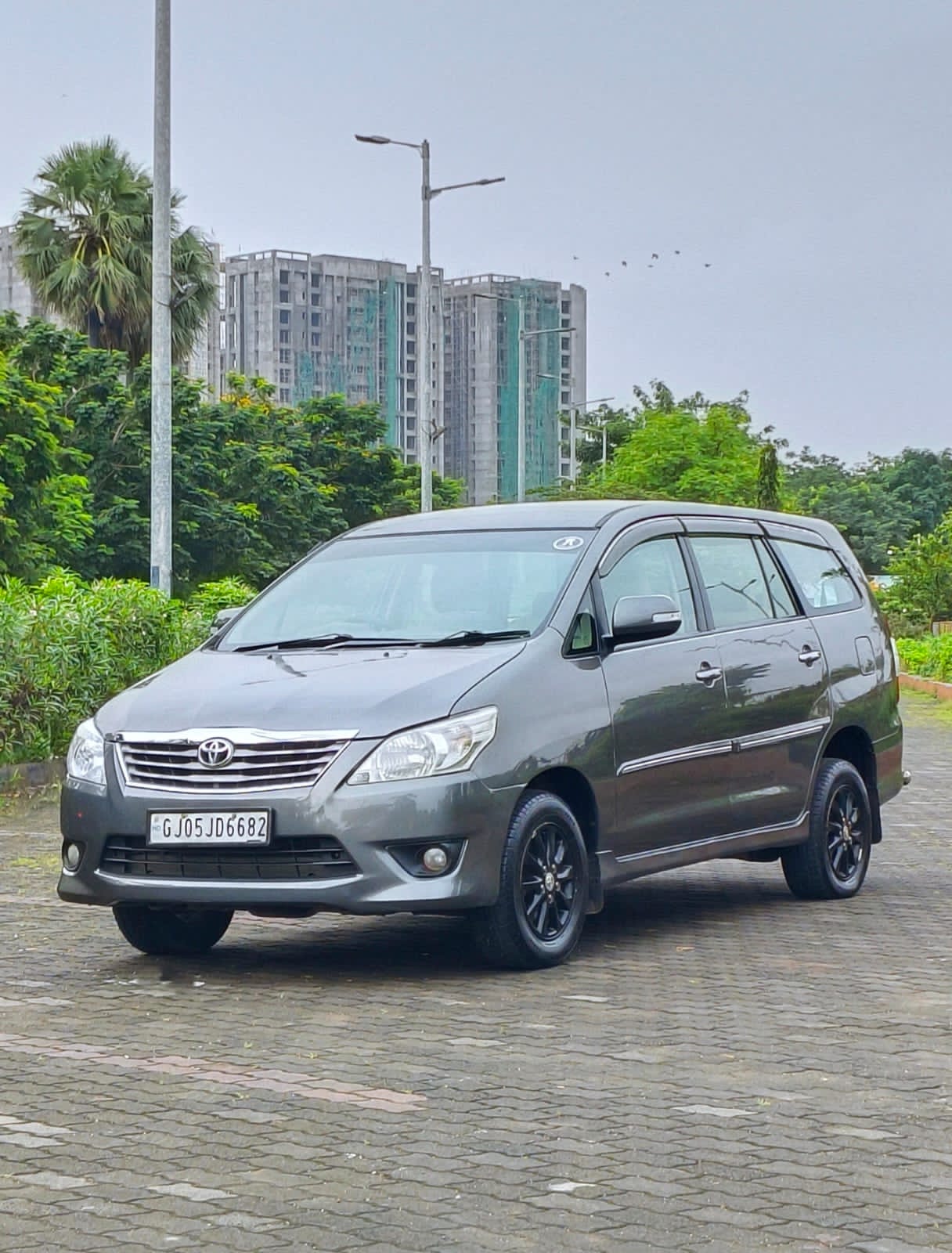 Toyota Innova [2012-2013] 2.5 VX 7 STR BS-IV