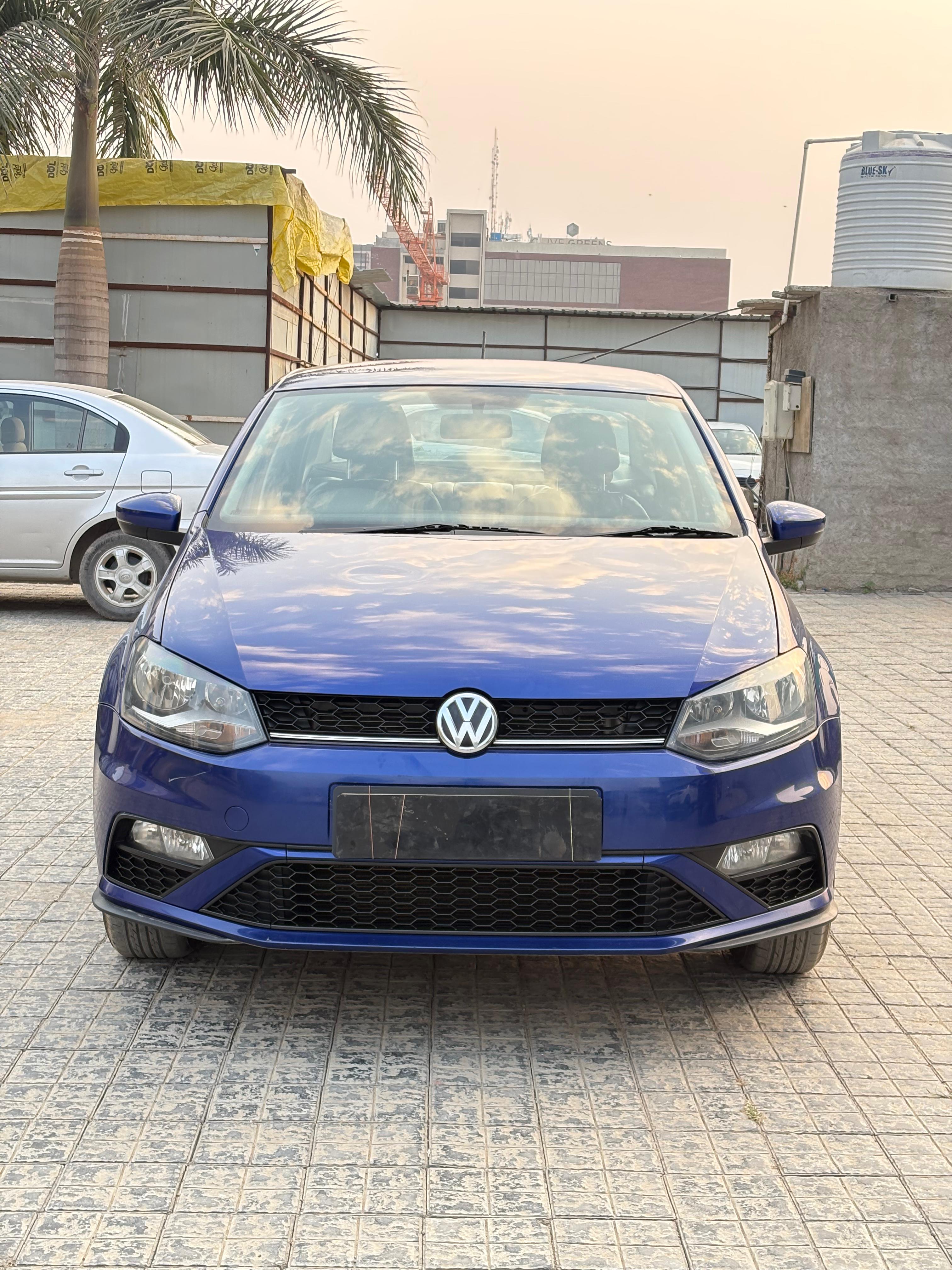Volkswagen Vento Comfortline 1.0L TSI